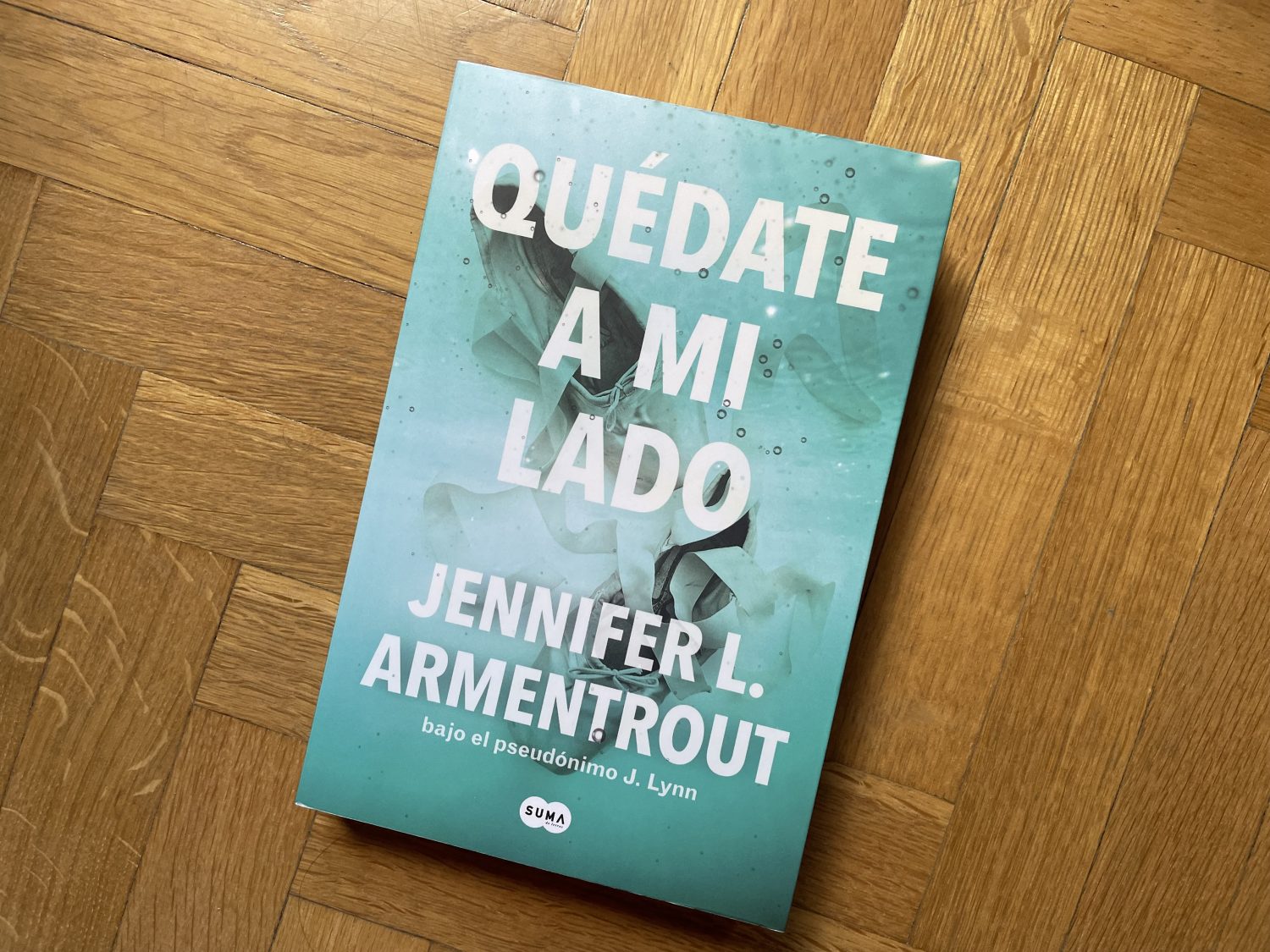 Quédate a mi lado